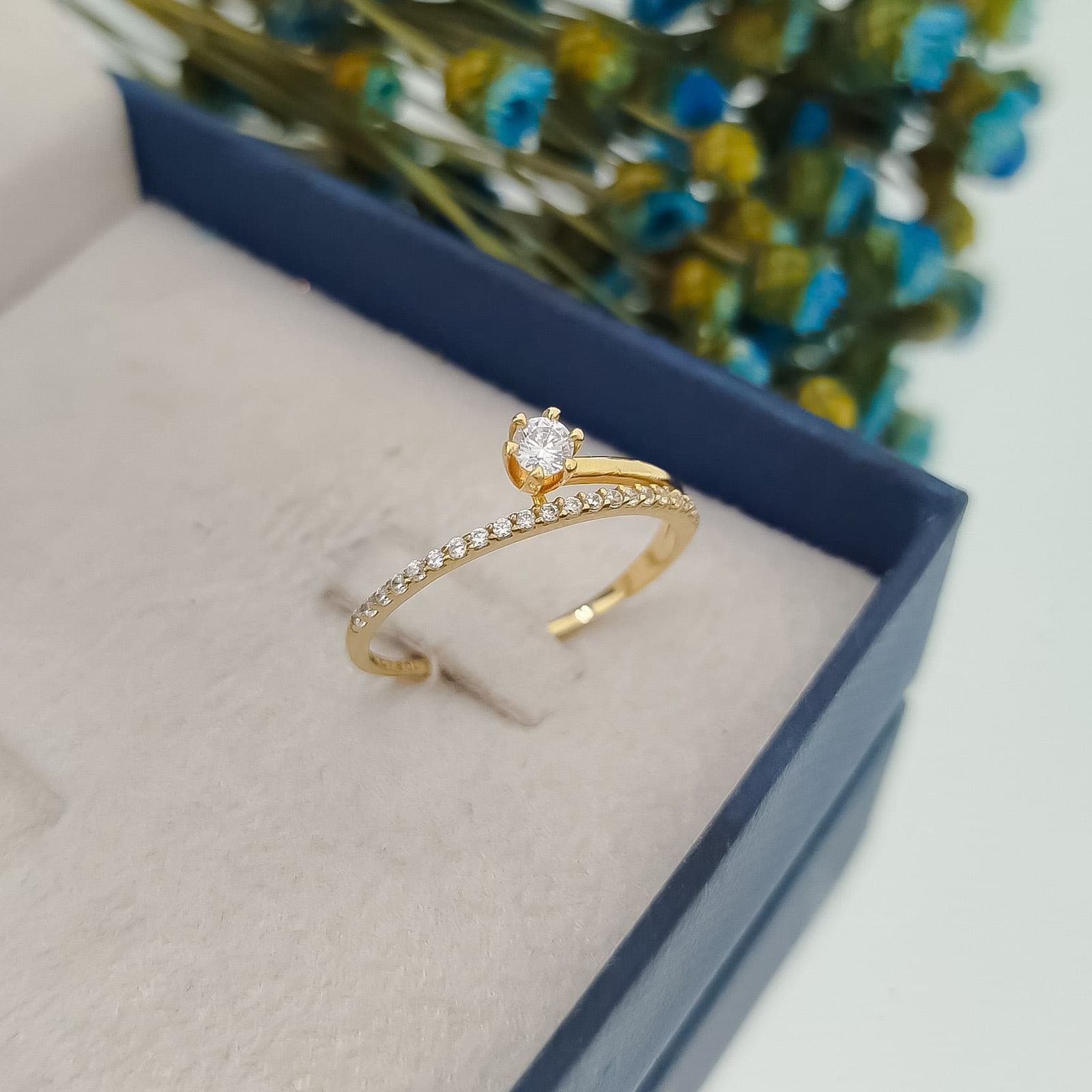 Solitário ouro18k Giselle