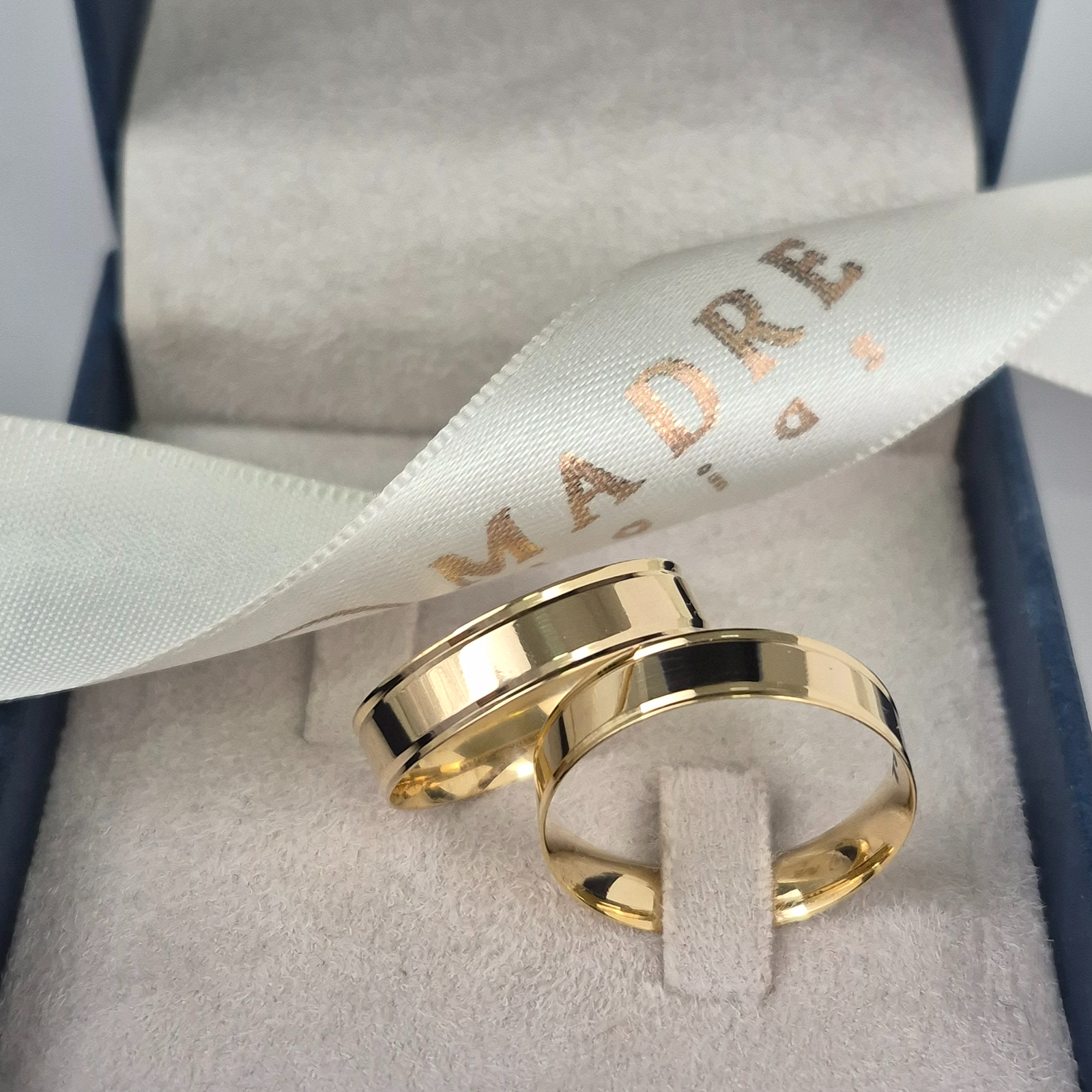 Aliança Ouro18k Manhattan